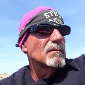 Meet your Posher, Carlos